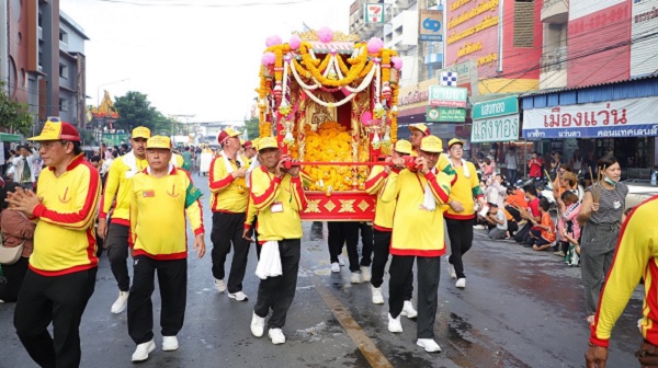 รวมพลังแห่งศรัทธา แห่องค์เจ้าพ่อหลักเมืองสมุทรสาครทั้งทางบก และทางน้ำ อย่างยิ่งใหญ่