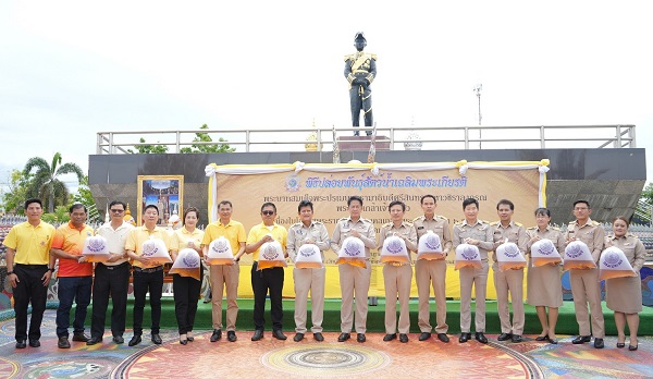 พิธีปล่อยพันธุ์กุ้งกุลาดำ 1,000,000 ตัว เฉลิมพระเกียรติพระบาทสมเด็จพระเจ้าอยู่หัว